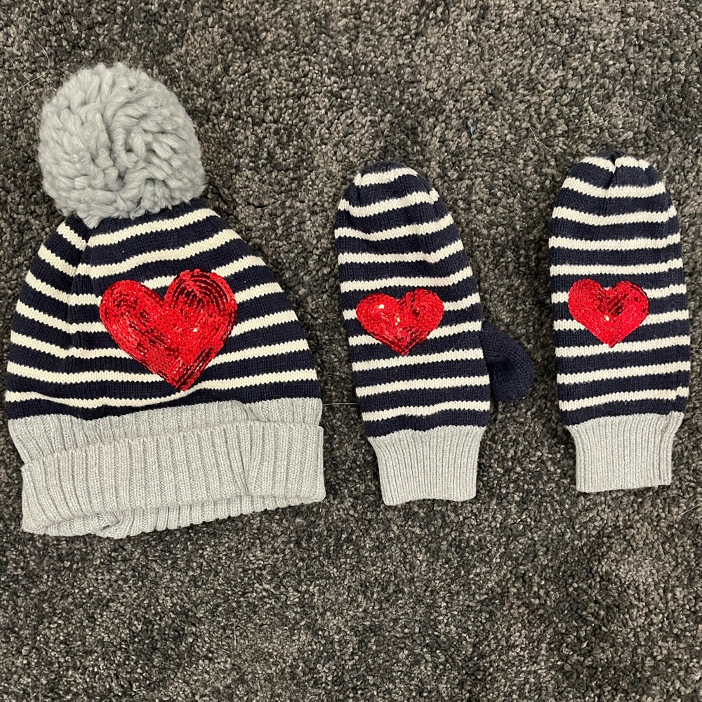 Set beanie and glove set